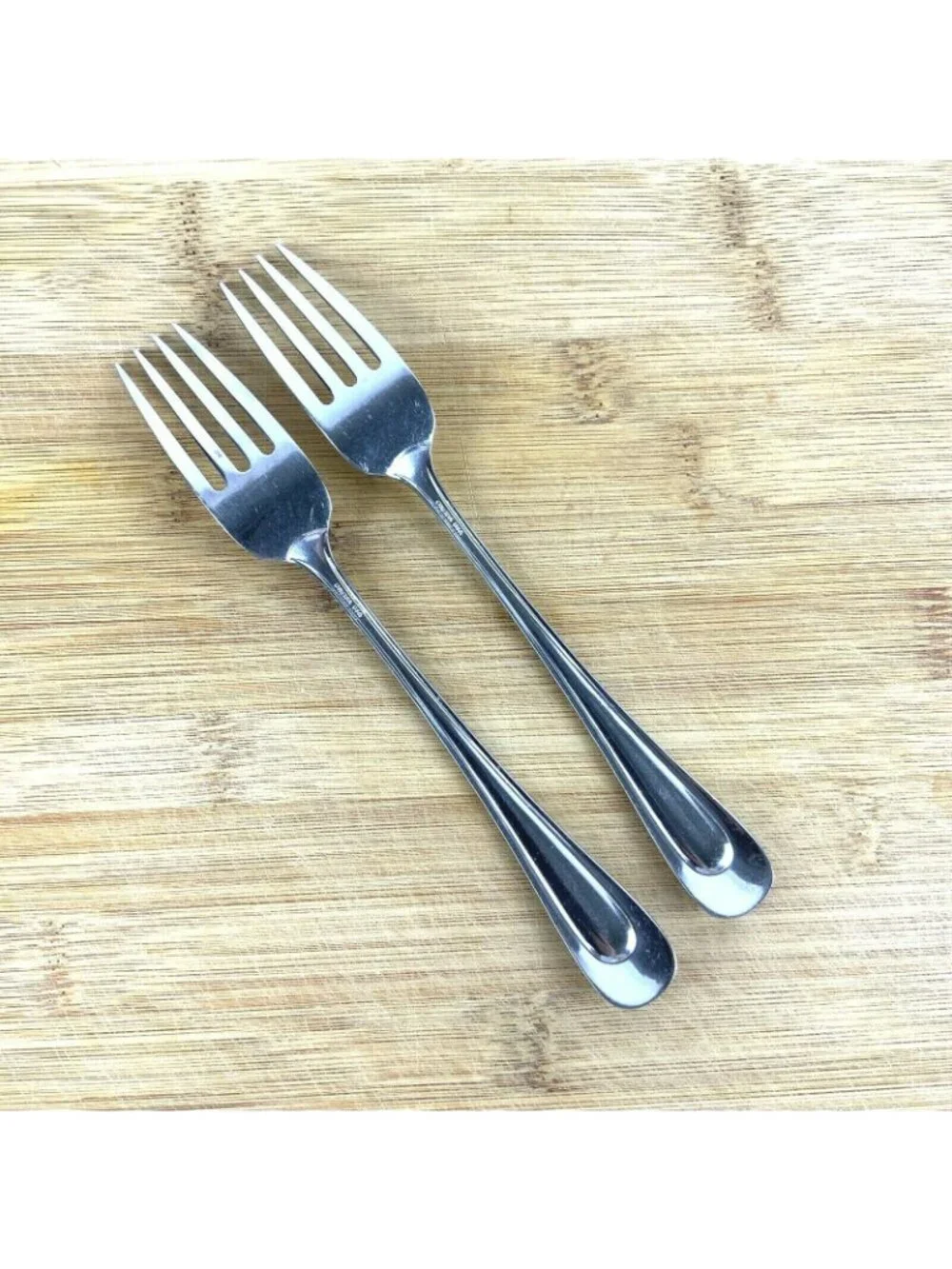 Oneida Satin Sand Dune 7.5 inch Stainless Steel Dinner Forks Set Of 2